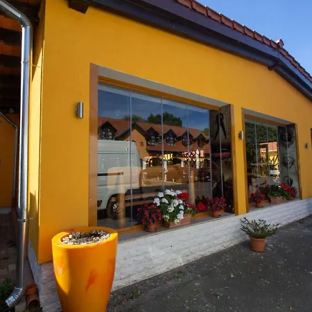 Radics Panzio Etterem Es Piheno Koezpont Pensjonat Letenye